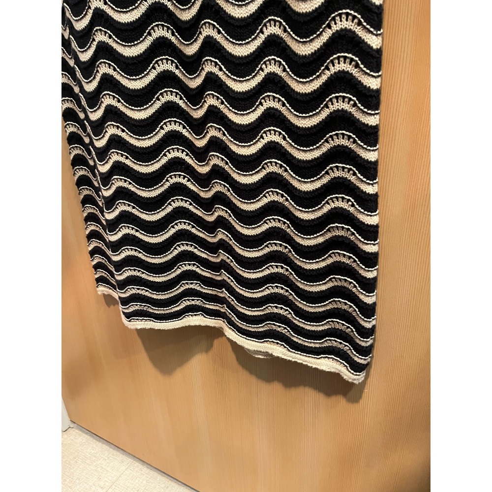 Old Navy Sweater Dress Womens Small Black Beige Wavy Knit Sleeveless Midi - Picture 5 of 7